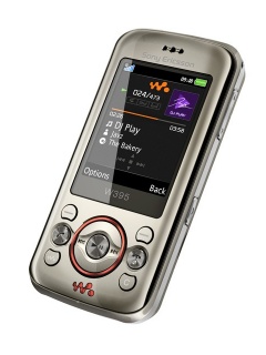 Download gratis ringetoner til Sony-Ericsson W395.